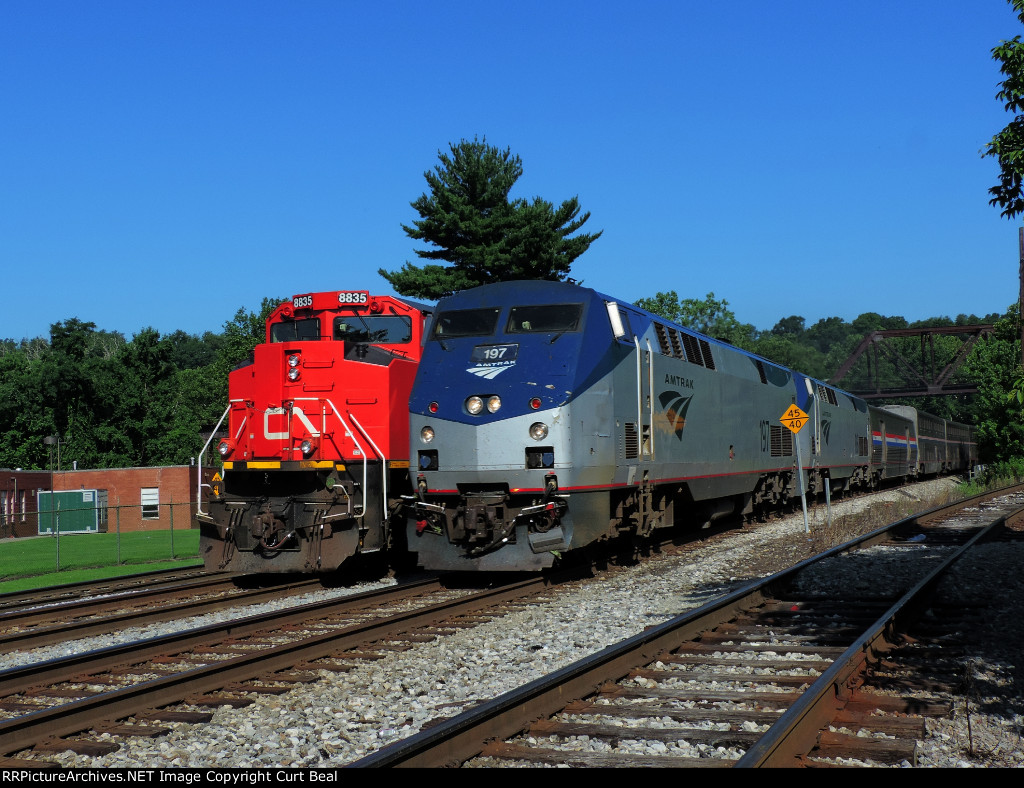Amtrak 197 passing CN 8835